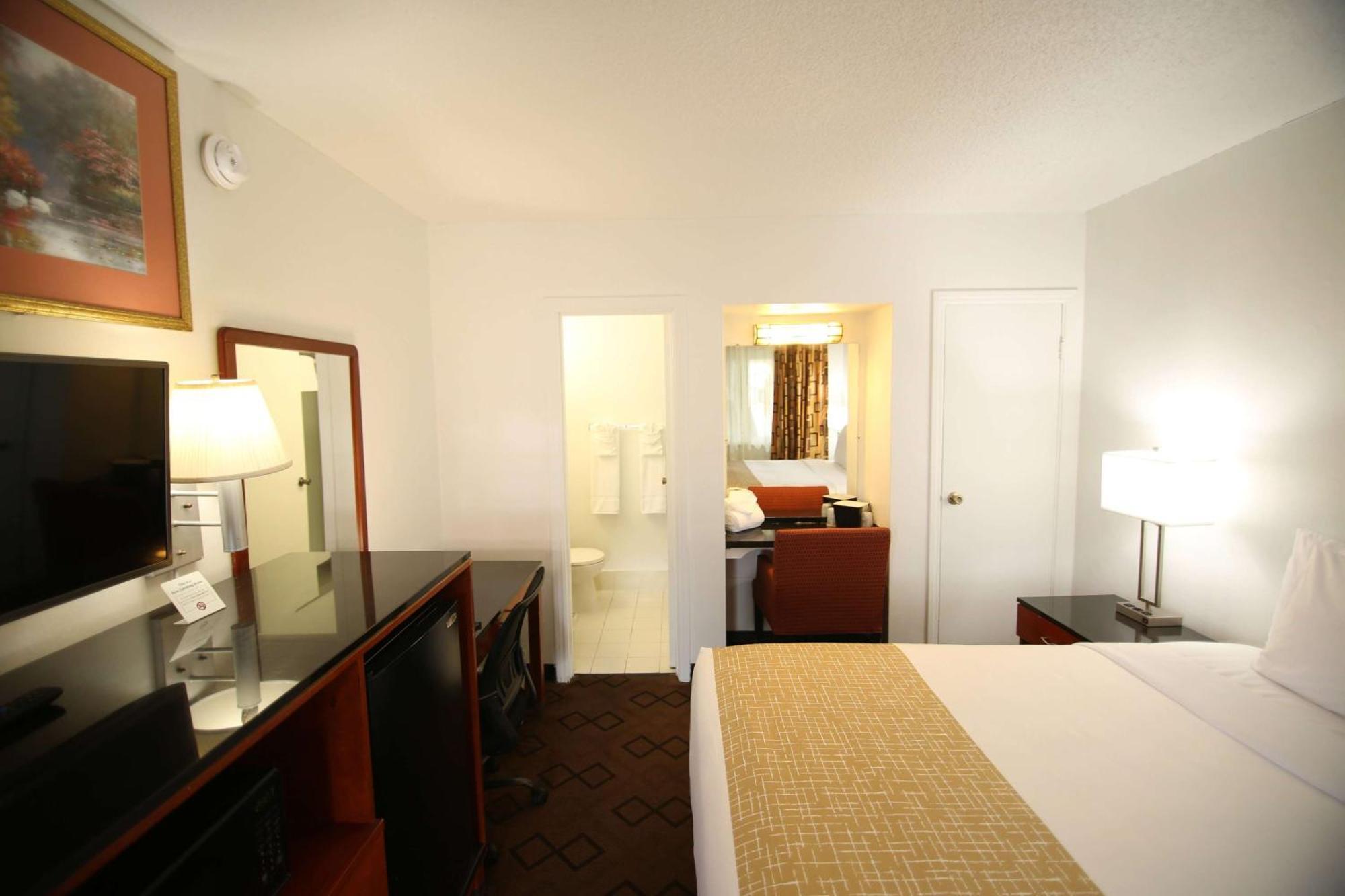 Travelodge By Wyndham Burbank-Glendale Zewnętrze zdjęcie